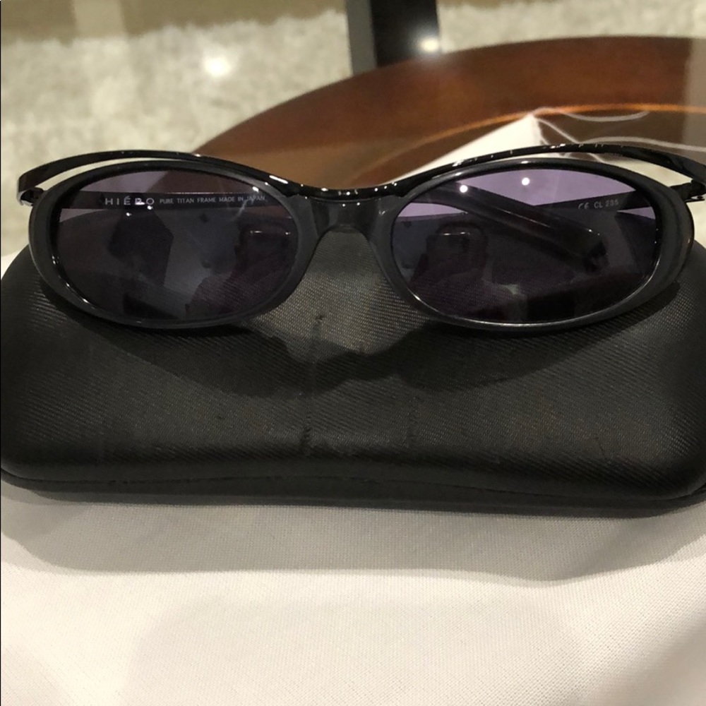 Hiero Non prescription sunglasses.
